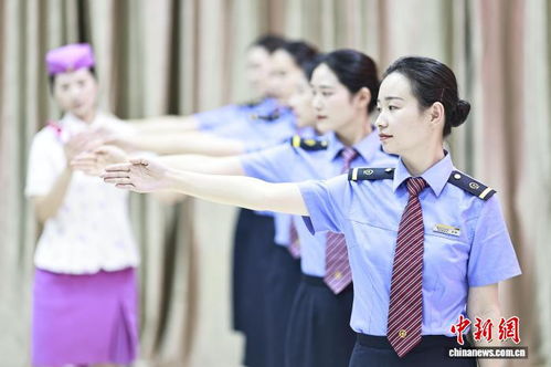 重慶客運員開展服務禮儀培訓，全力備戰國慶假期會展會務服務